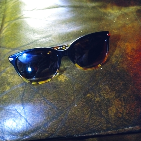 Women's coach sunglasses - Picture 1 of 3
